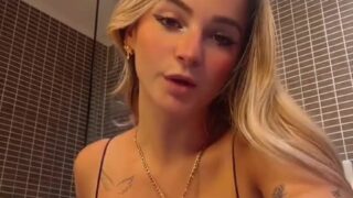 Kaitlynkrems Leaked Video – Nipslip show off Big TITS