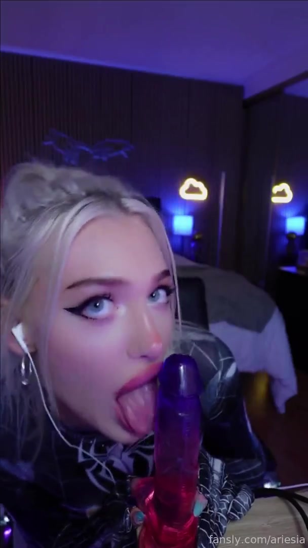 Ariesiatv Spidergirl ASMR JOI Dildo Blowjob Video Leaked